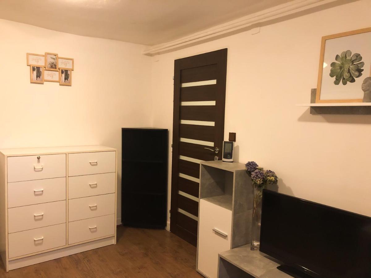 Dorota Διαμέρισμα Κάρλοβι Βάρι Εξωτερικό φωτογραφία
